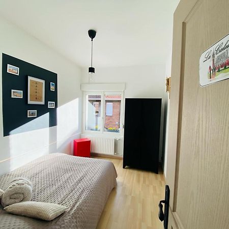 Chambre Privee Au Coeur De Calais Exterior foto